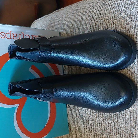 Nwt Baretraps Ankle Boots - Picture 2 of 9
